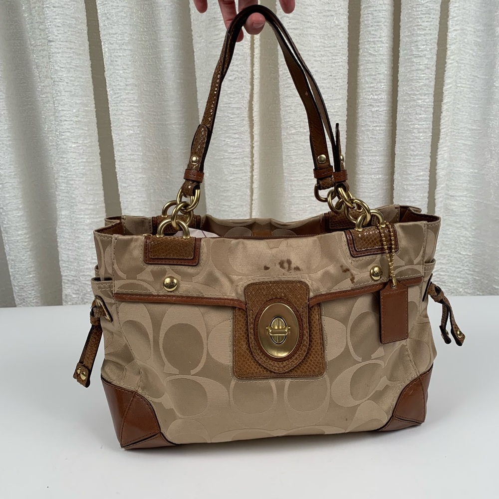 Coach Purse - Picture 6 of 8